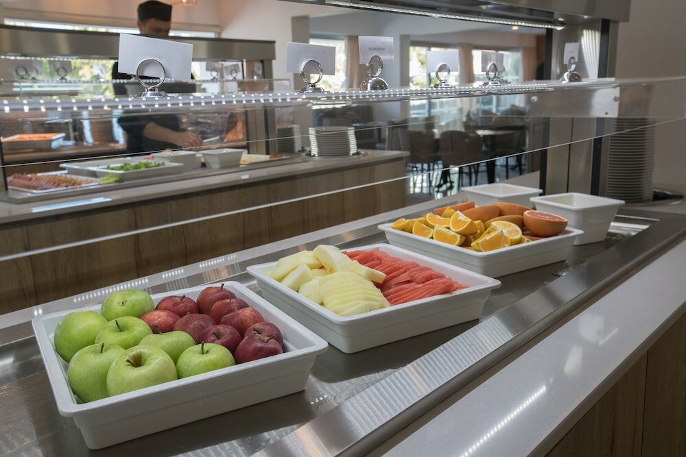 Фото Bohemian Gardens Hotel