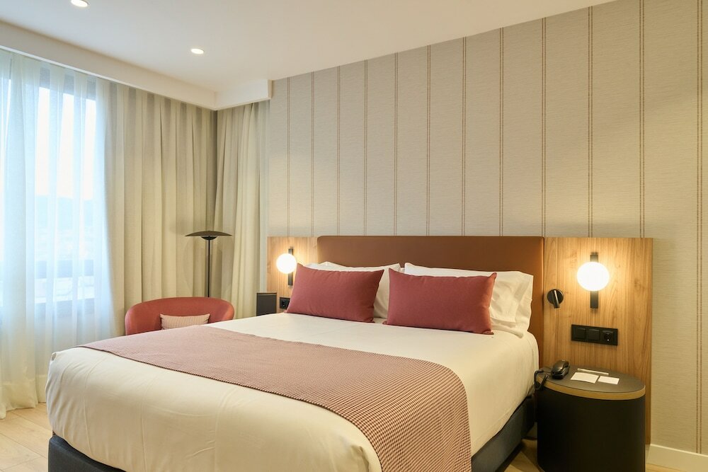 Фото Отель Catalonia Barcelona 505