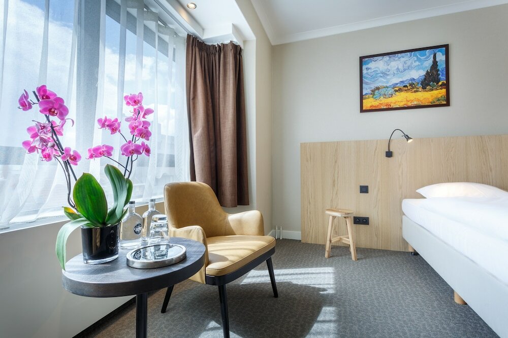 Фото Carlton Hotel