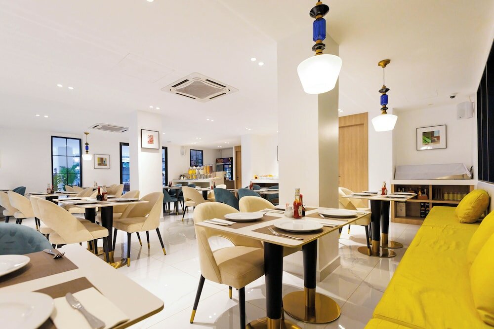 Фото Bay Breeze Hotel Pattaya