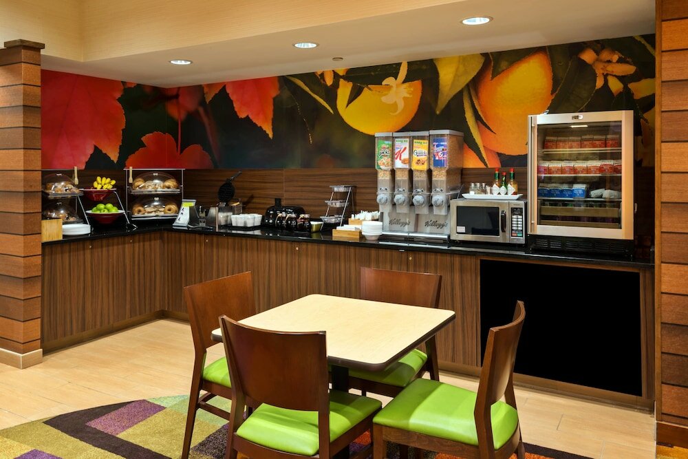 Фото Fairfield Inn & Suites by Marriott Denver Cherry Creek