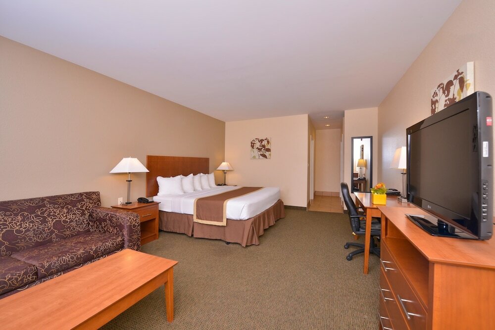 Фото Quality Inn & Suites