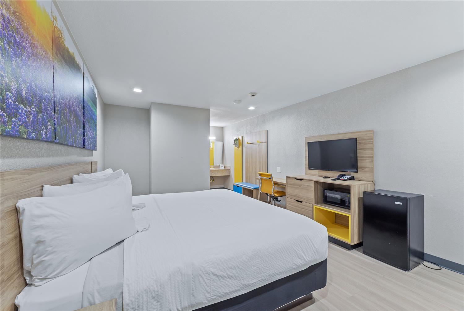 Фото Days Inn by Wyndham McKinney