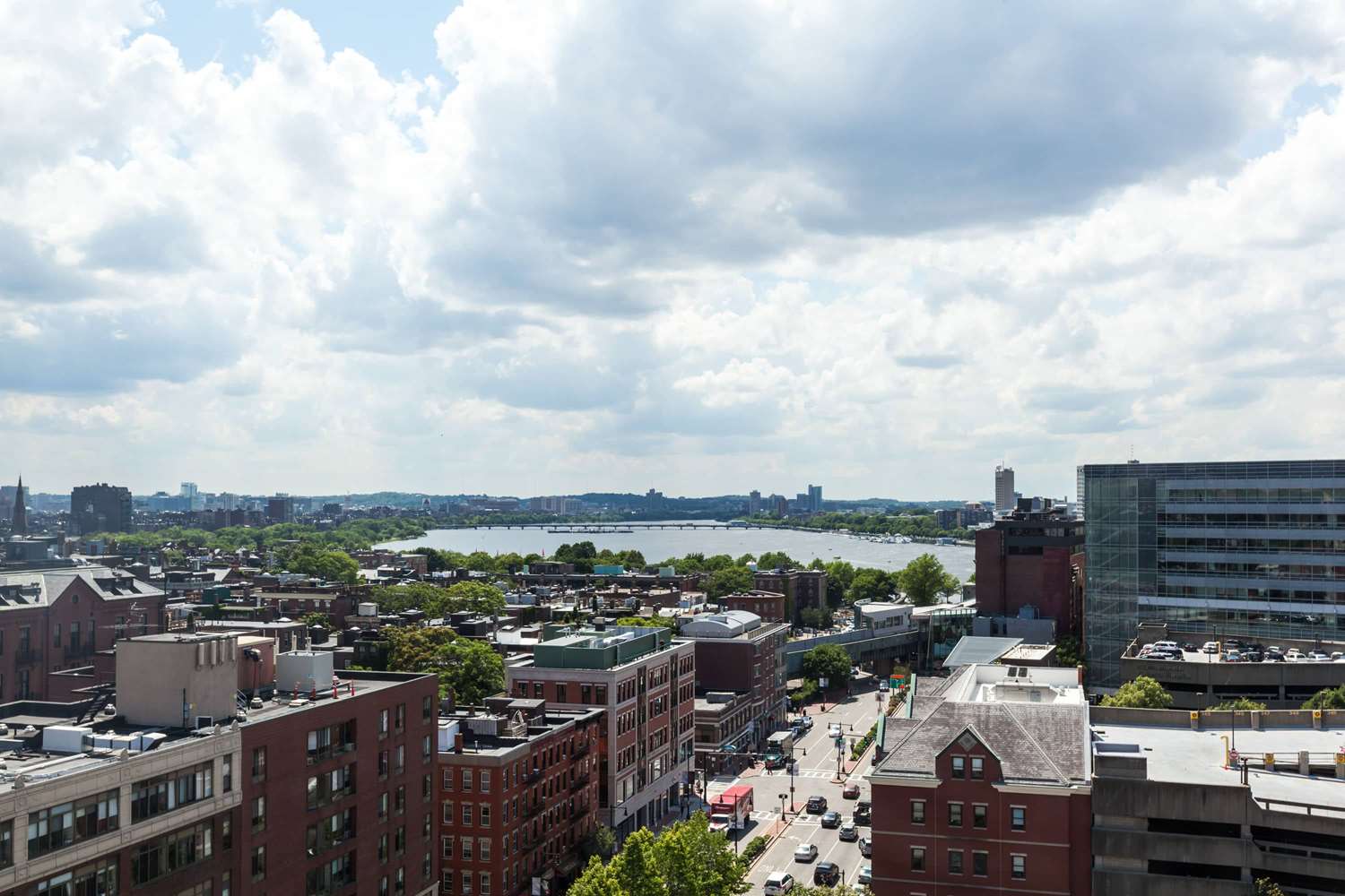 Фото Wyndham Boston Beacon Hill