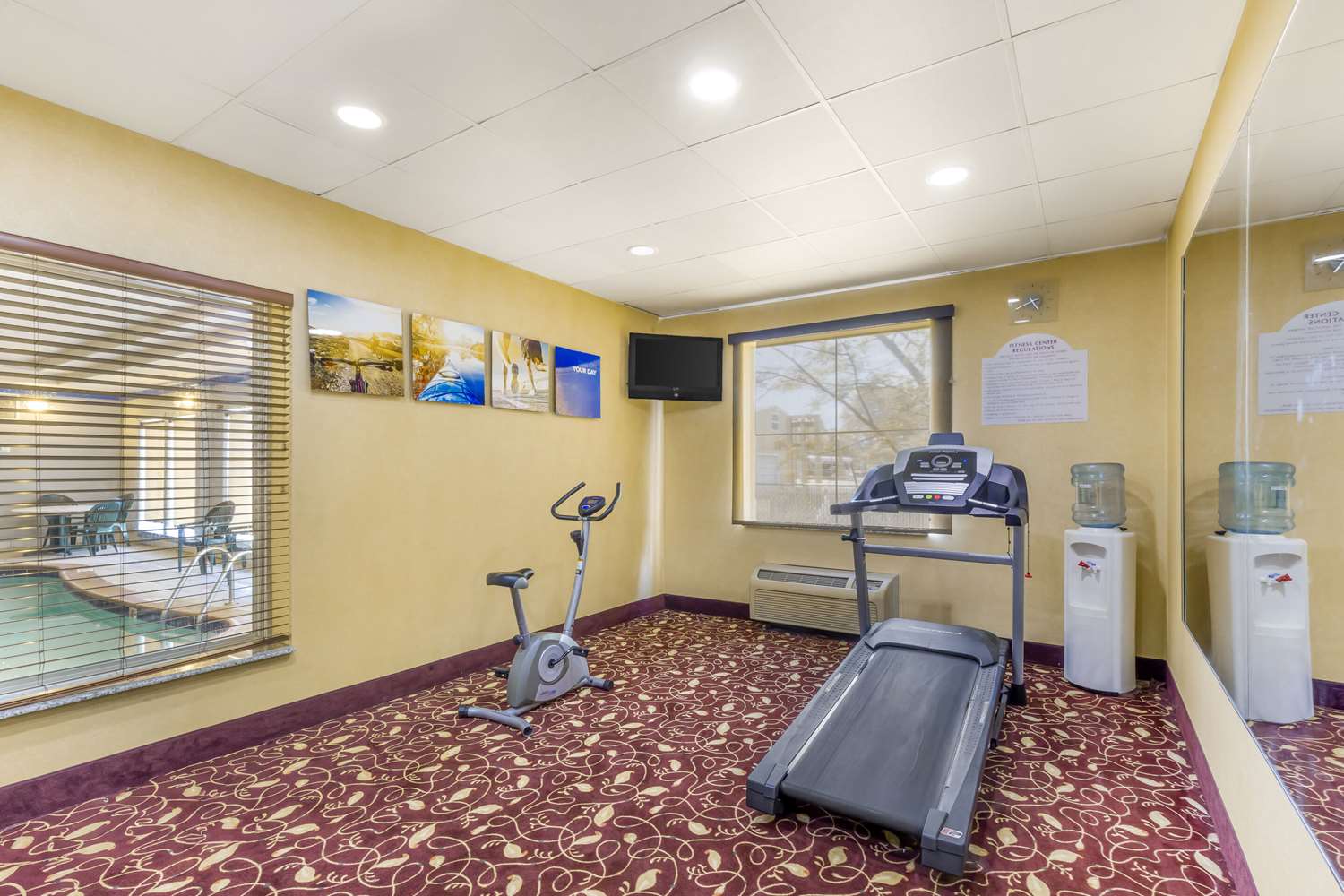 Фото Comfort Inn & Suites Chesapeake - Portsmouth