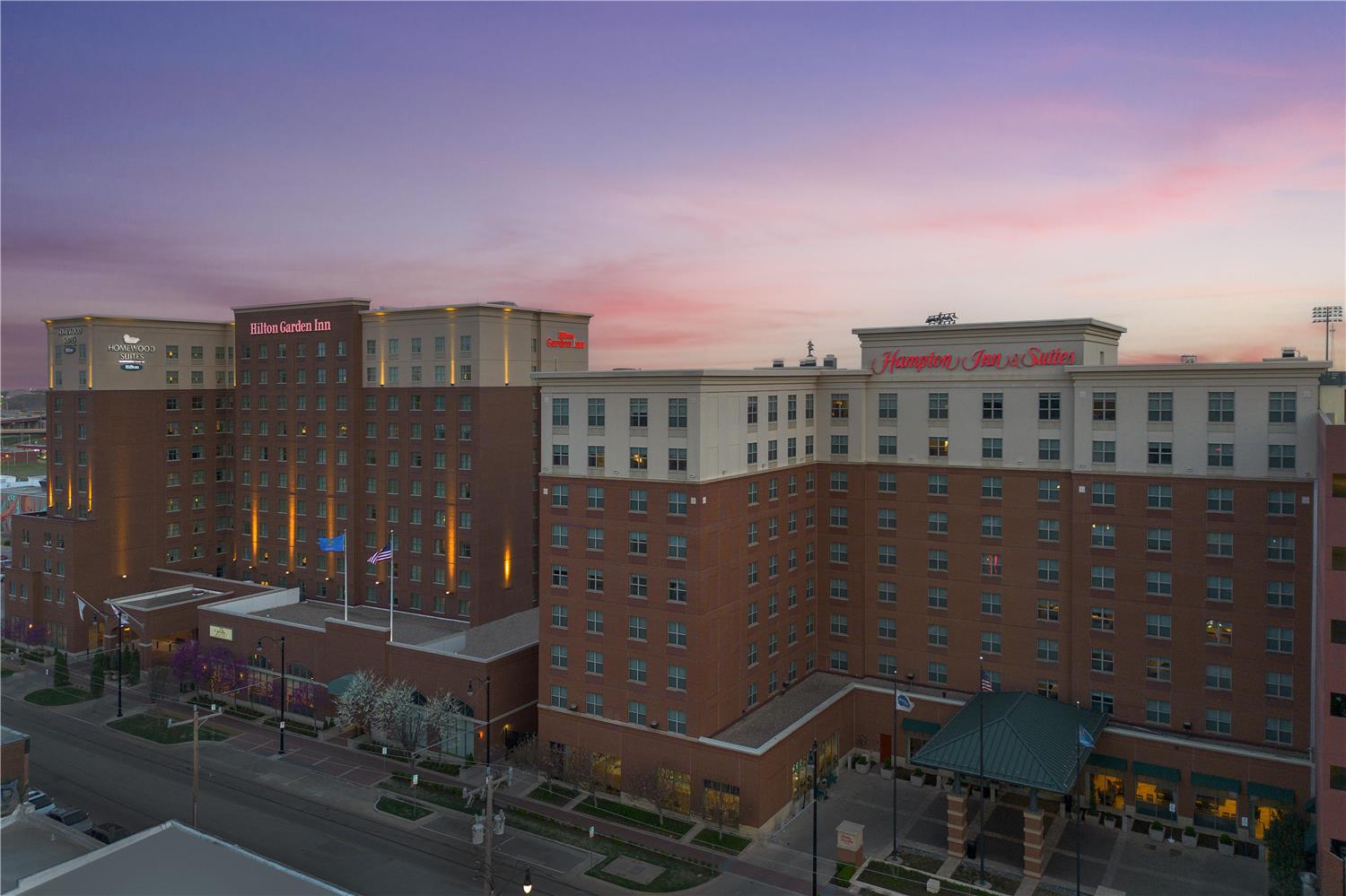 Фото Hilton Garden Inn Oklahoma City Bricktown