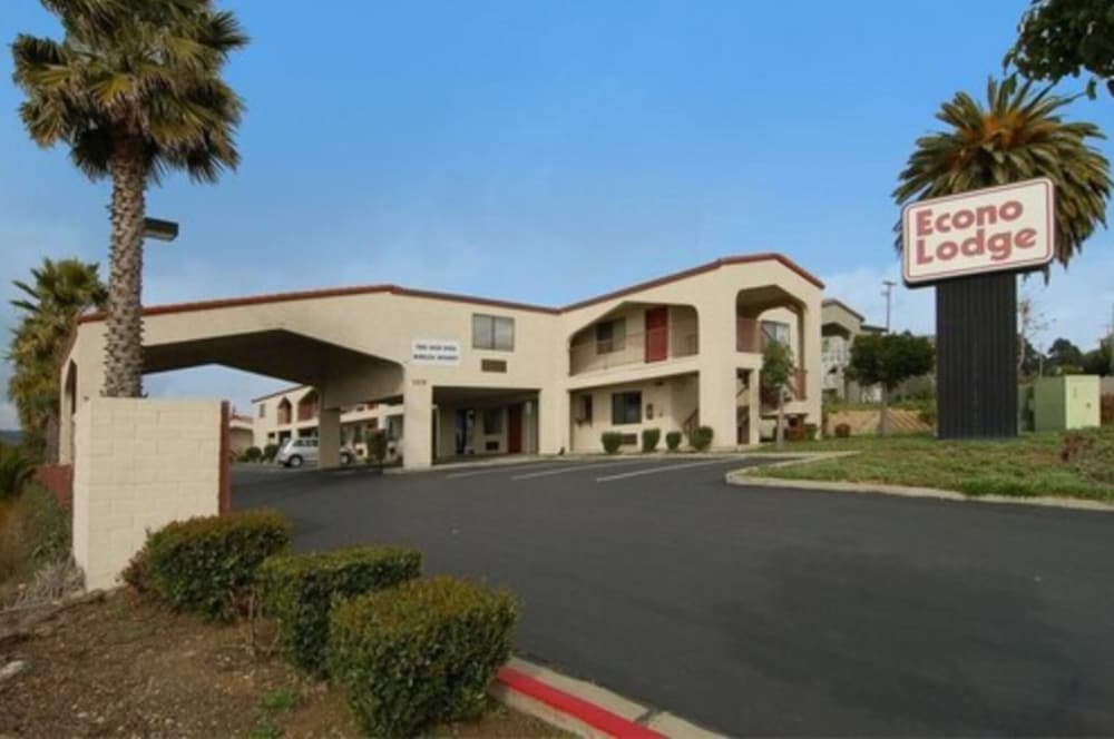 Фото Econo Lodge Castro Valley I-580