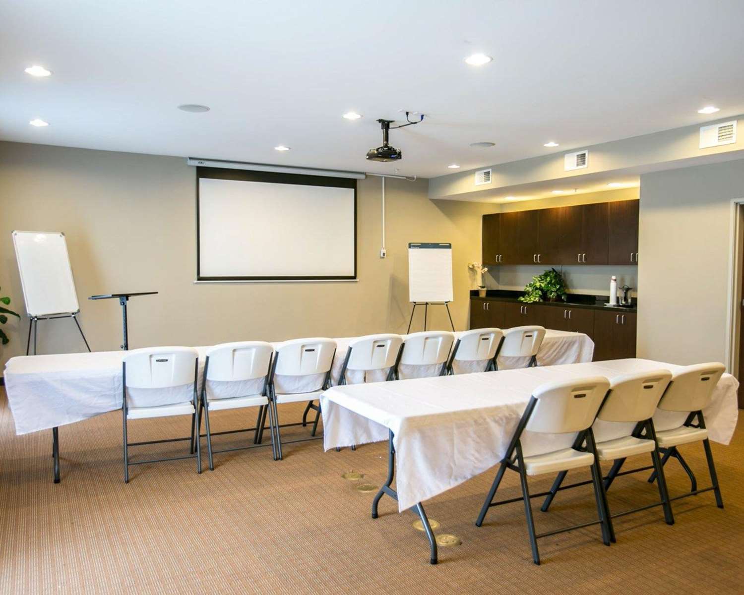 Фото Sleep Inn & Suites Austin North I-35