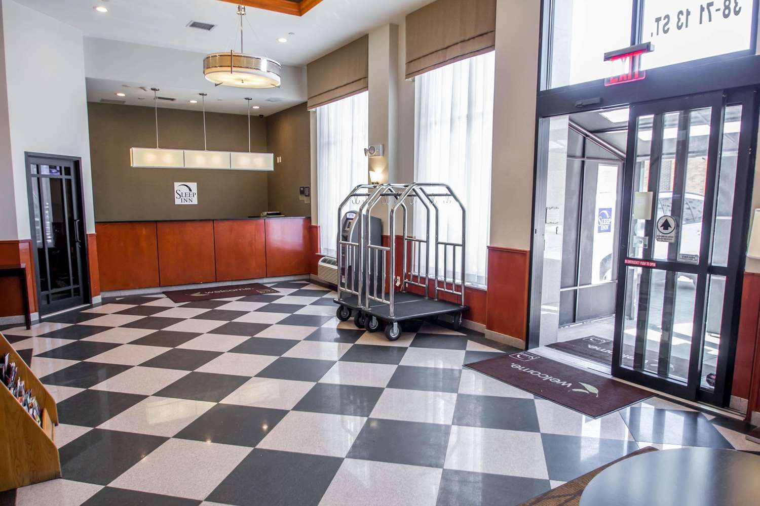 Фото Sleep Inn Long Island City - Manhattan View