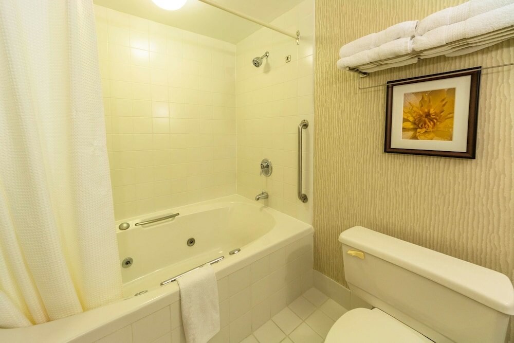 Фото The Water Tower Inn, Bw Premier Collection