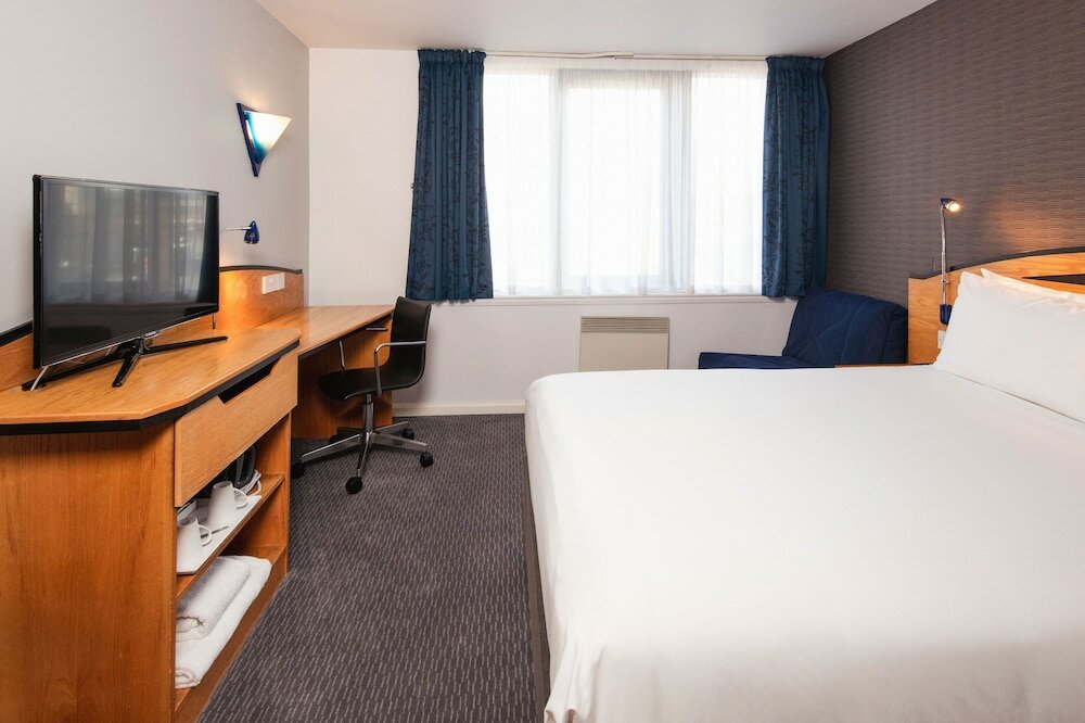 Фото Holiday Inn Express Bristol City Centre by IHG