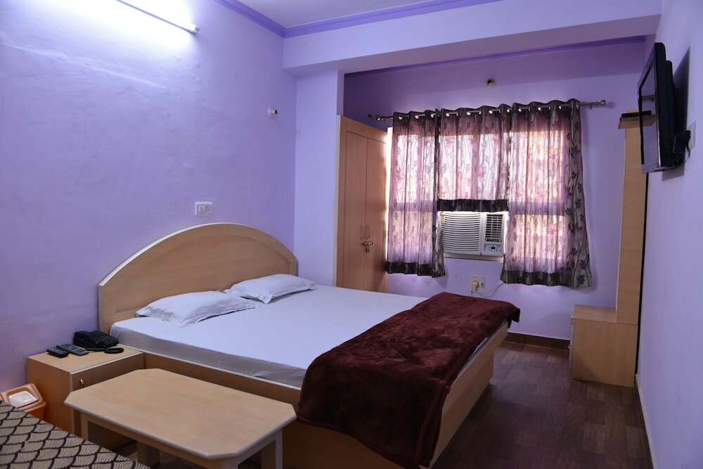Фото Hotel Mohit Palace