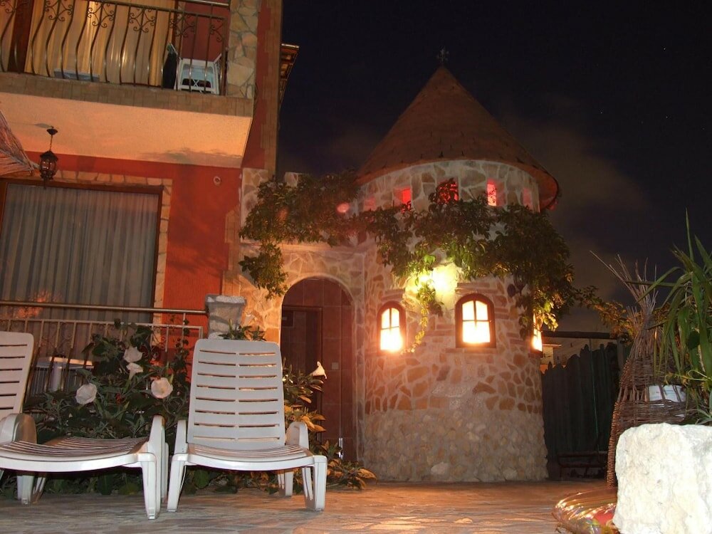 Фото Family hotel Tropicana