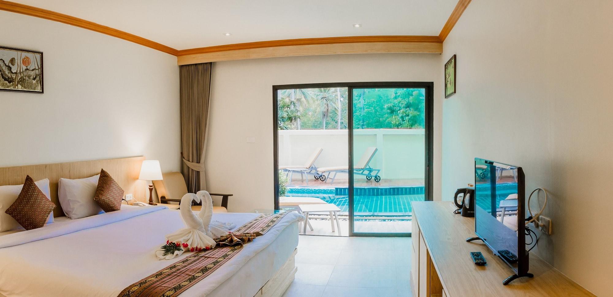 Фото Airport Beach Hotel Phuket