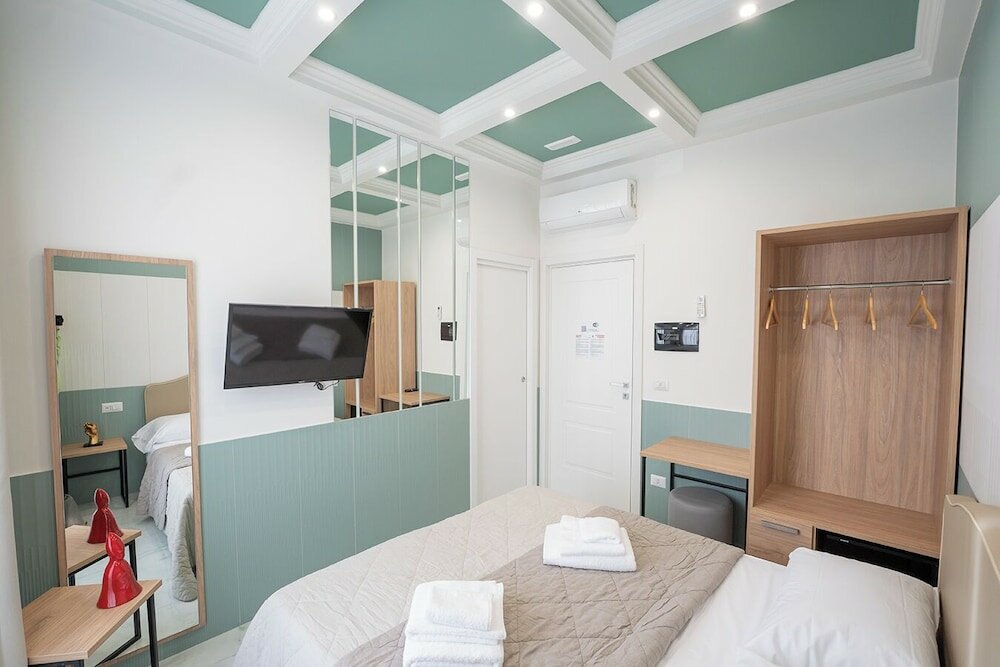 Фото H.G. Boutique Toledo Napoli Centro