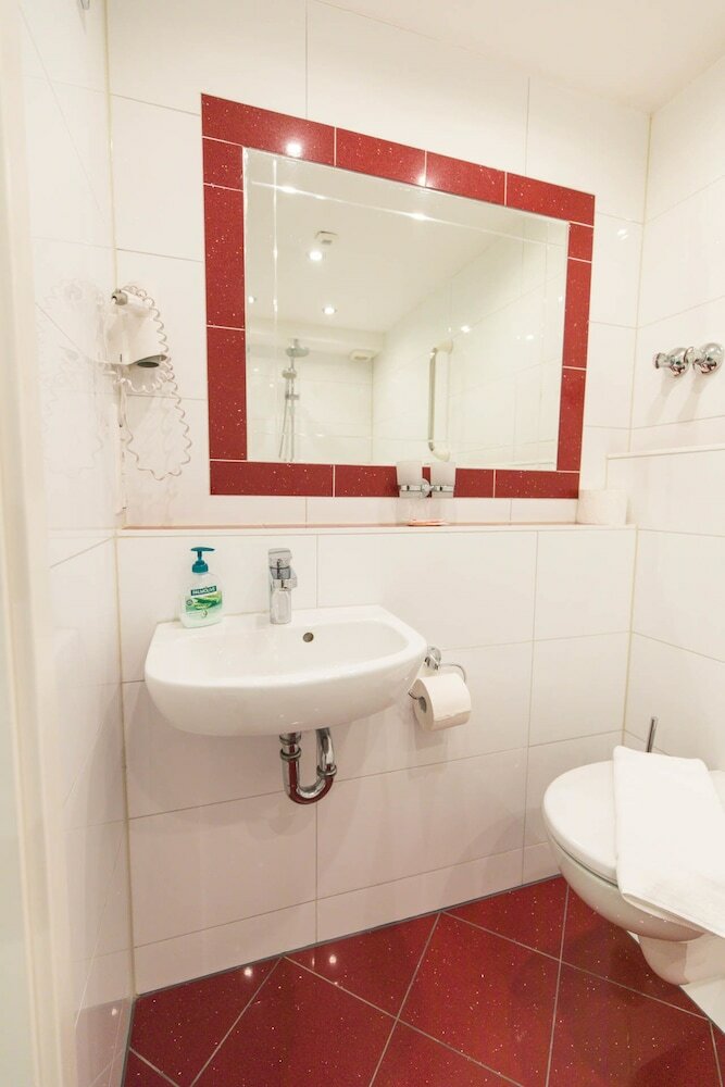 Фото Hotel Berlin