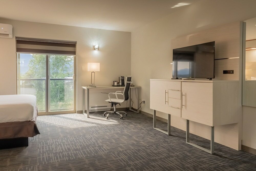 Фото Quality Inn Sunshine Suites