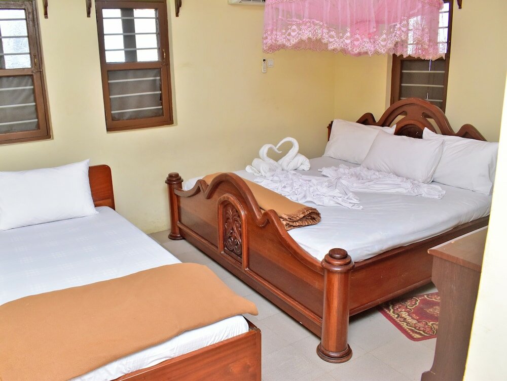 Фото Funguni Palace Hotel