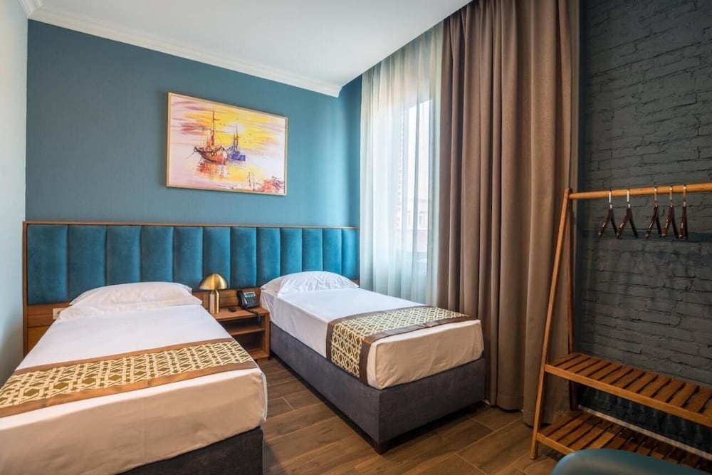 Фото Grand Opera Hotel