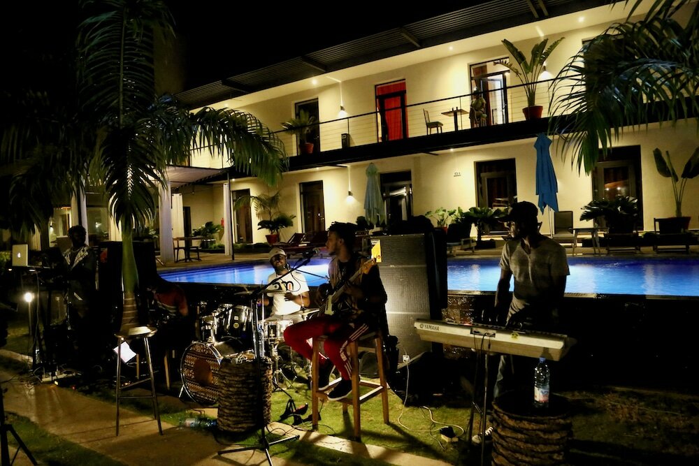 Фото Au Bord De L'Eau