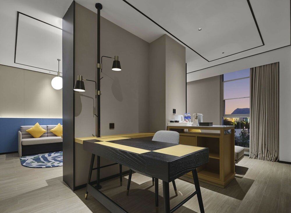 Фото Hilton Garden Inn Kunming Dianchi