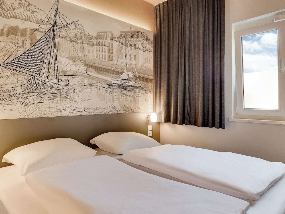 Фото B&b Hotel Oldenburg