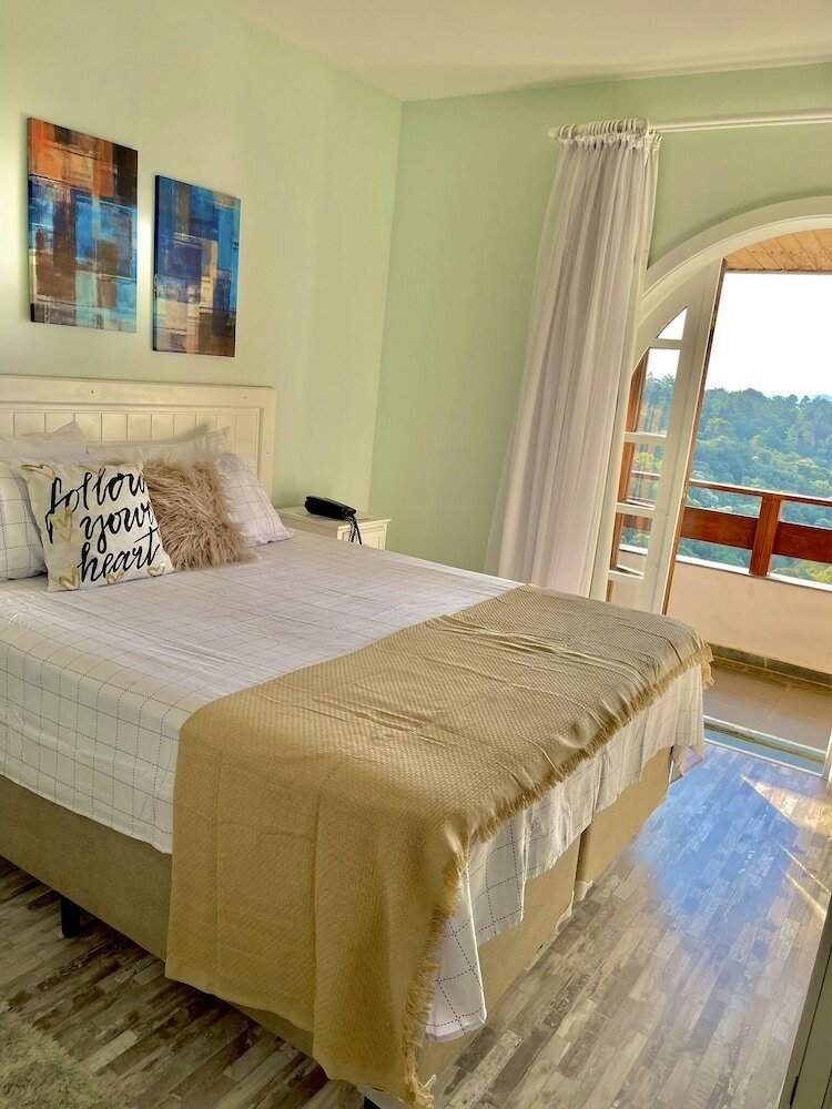 Фото Apt Quatre Saisons