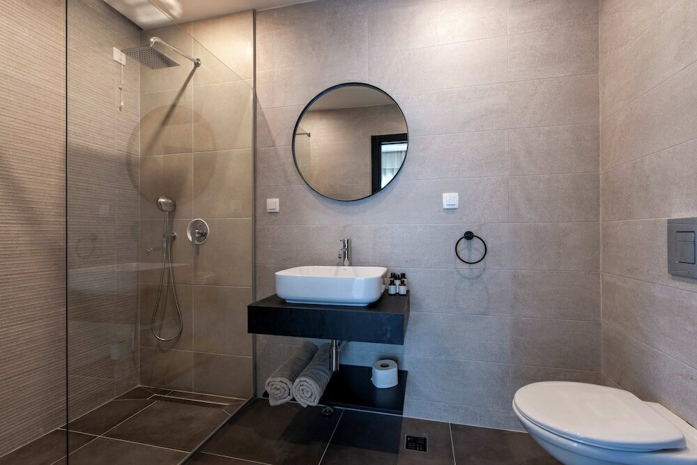 Фото Soho Suites