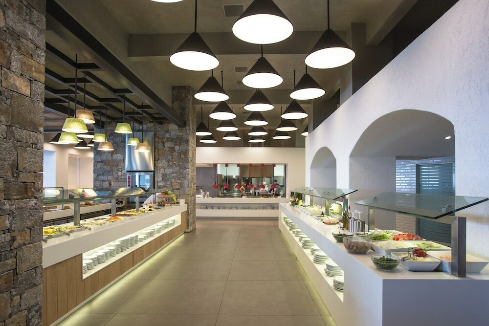 Фото Petra Mare Hotel