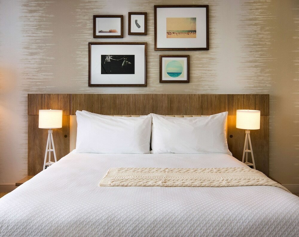 Фото Belamar Hotel Manhattan Beach, Tapestry Collection by Hilton