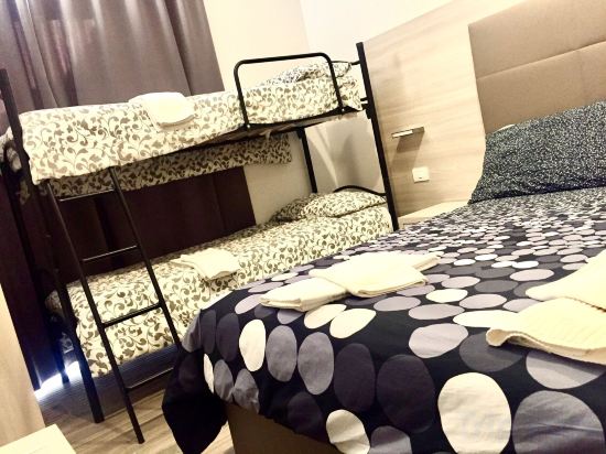 Фото Academy Hotel Fiumicino