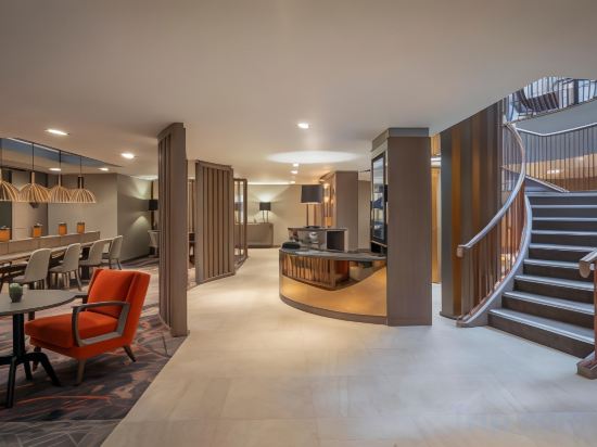 Фото Clayton Hotel Bristol City