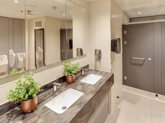 Фото Hilton Garden Inn Doncaster Racecourse