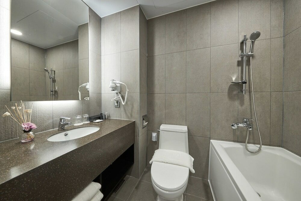 Фото Incheon Rivieraverium Hotel