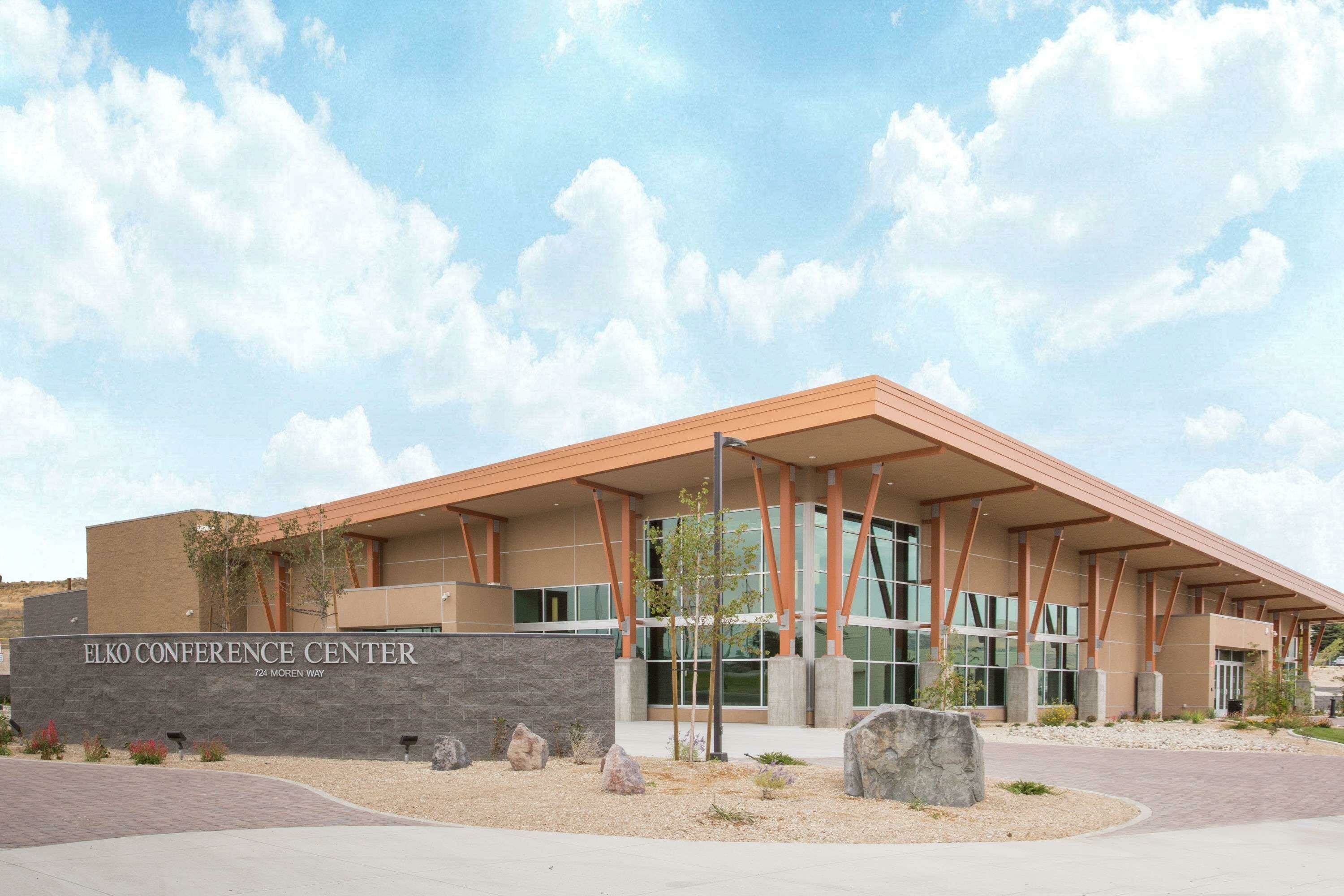 Фото Super 8 by Wyndham Elko