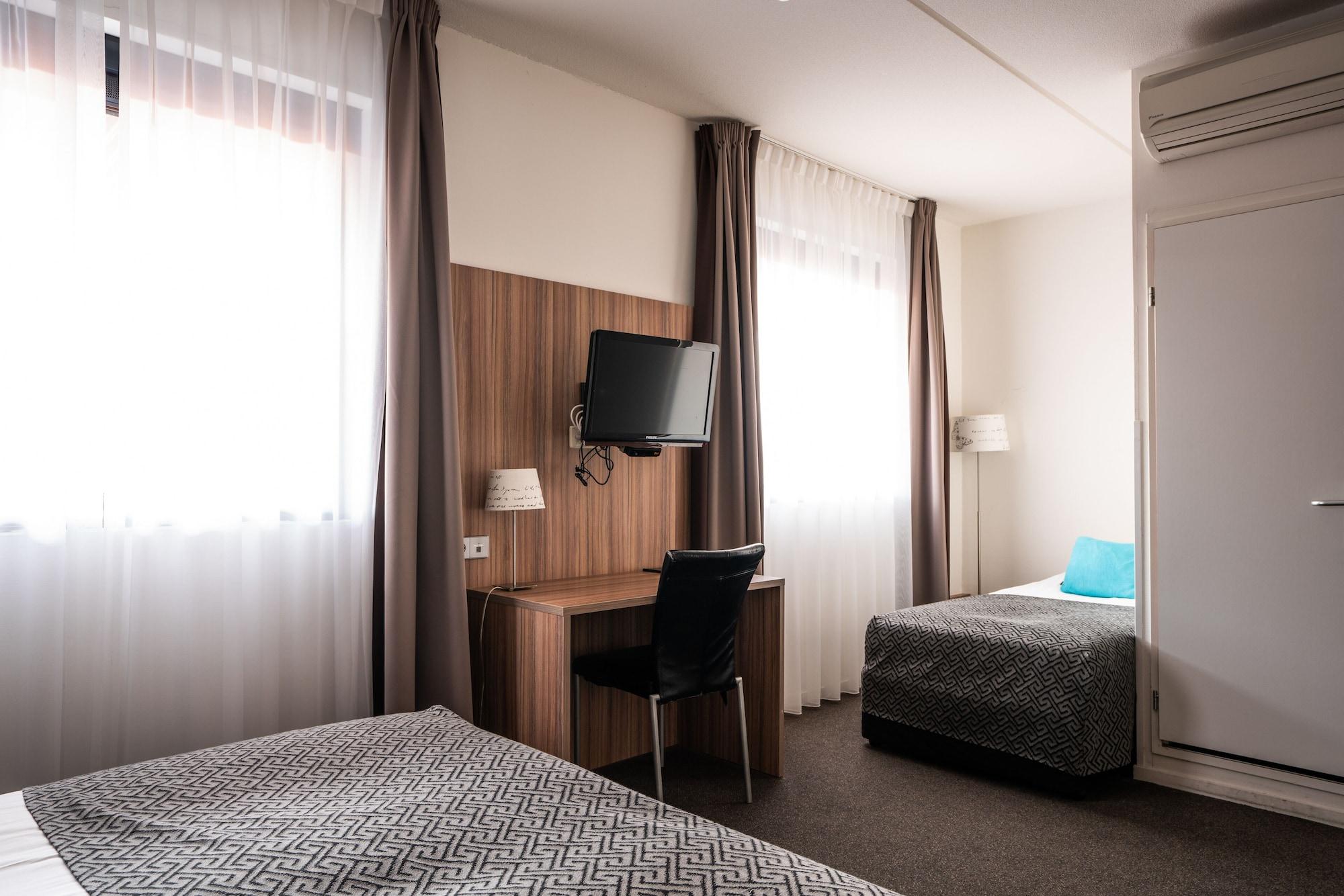 Фото Martini Hotel