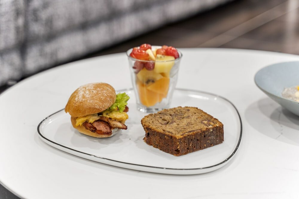 Фото Ramada by Wyndham Newmarket Auckland