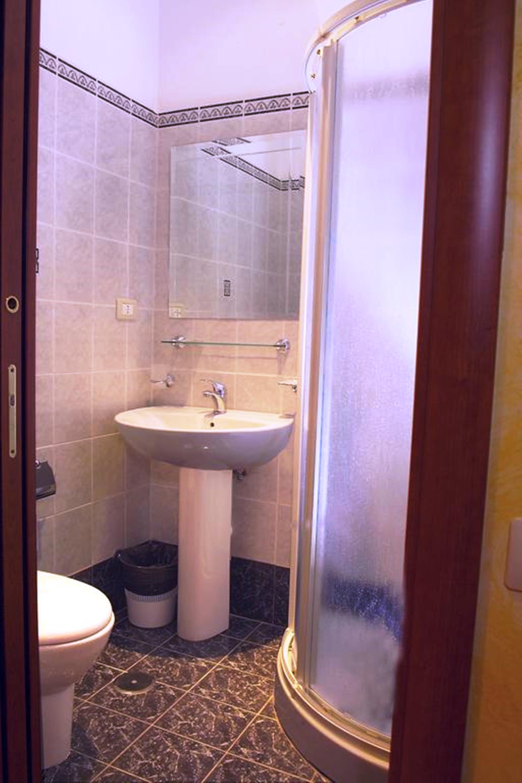 Фото Hotel Kriss