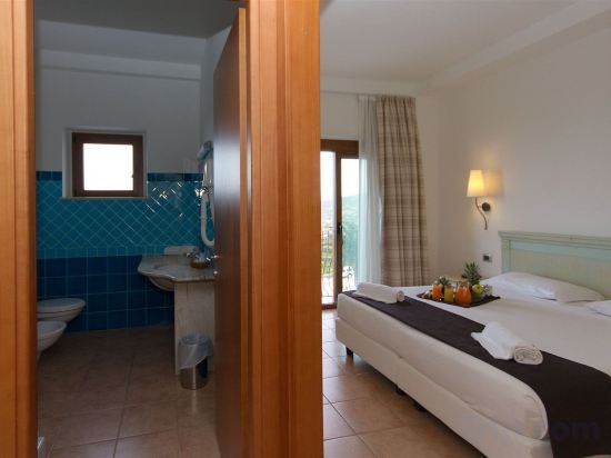 Фото Hotel Brancamaria