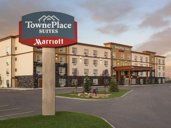 Фото TownePlace Suites by Marriott Red Deer