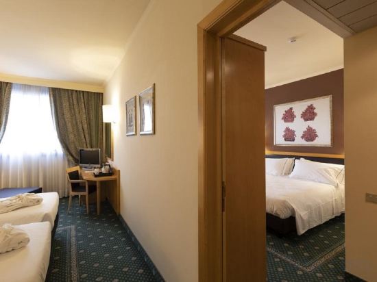 Фото City Life Hotel Poliziano, by R Collection Hotels