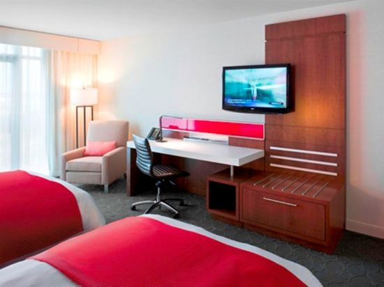 Фото Delta Hotels by Marriott Quebec