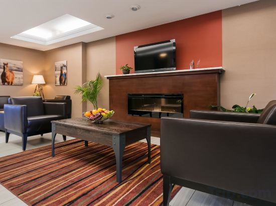 Фото Best Western Plus Red Deer Inn & Suites