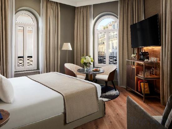 Фото Nh Collection Paris Ponthieu Champs-Élysées