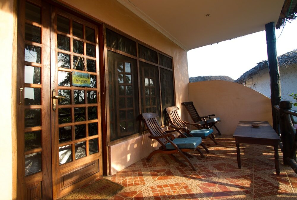 Фото Kendwa Rocks Beach Hotel