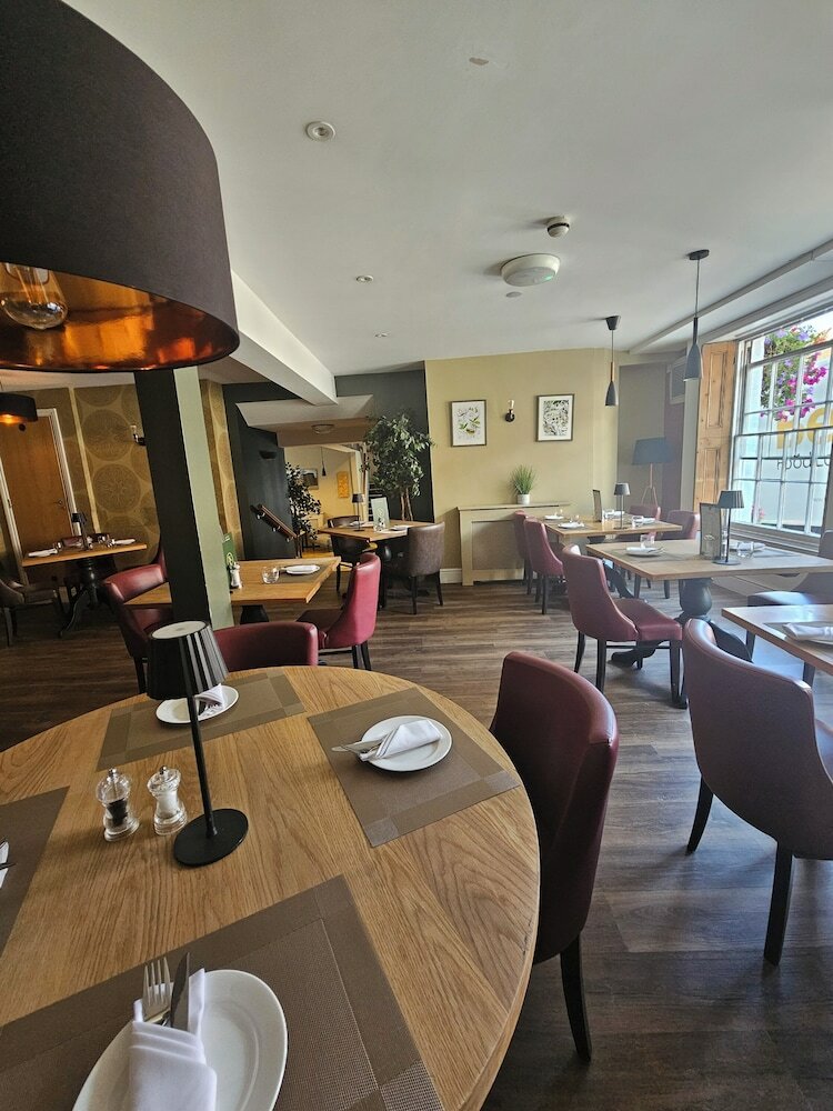 Фото North Hill Hotel