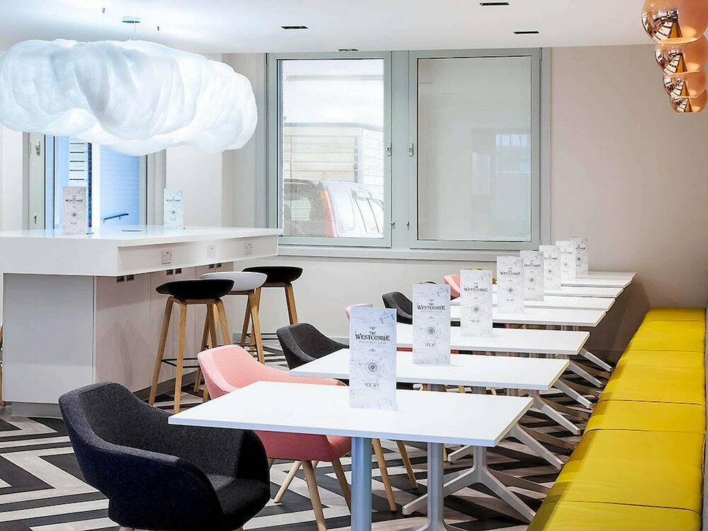Фото ibis Styles London Heathrow Airport