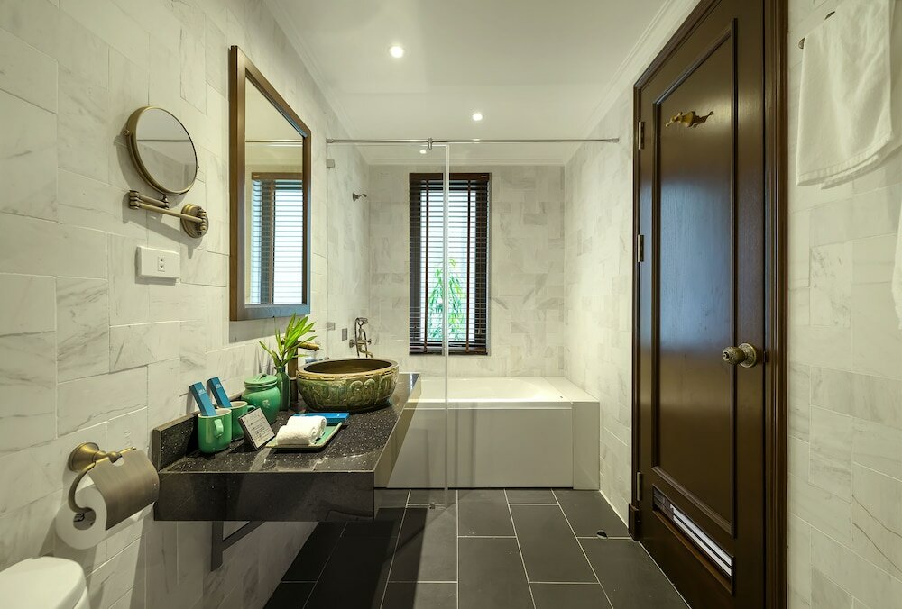 Фото Aira Boutique Hoi An Hotel & Villa