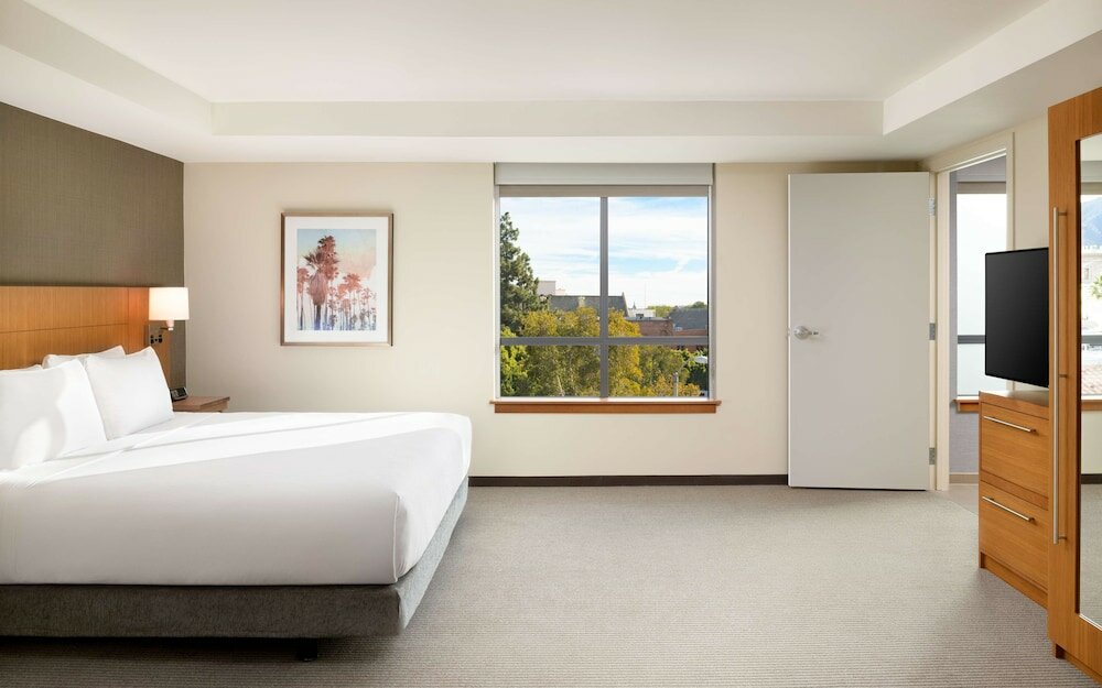 Фото Hyatt Place Pasadena