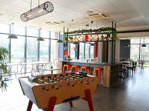 Внешний вид отеля Ibis Beauvais Aeroport в Бове, фото 4